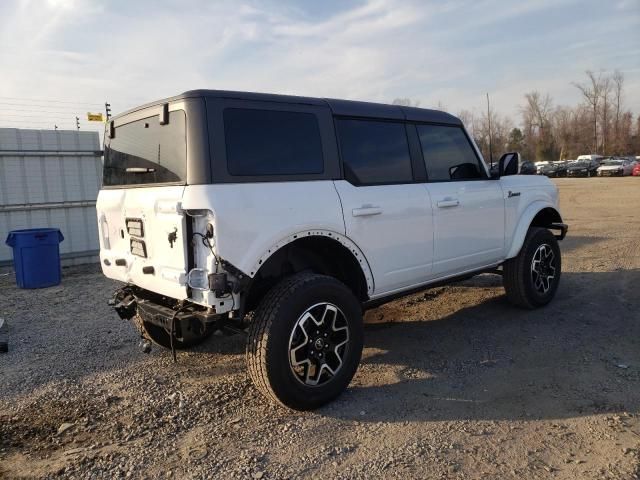 2023 Ford Bronco Base