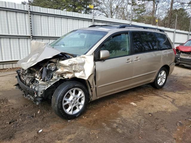 2006 Toyota Sienna XLE