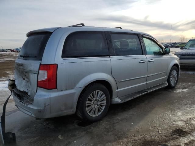 2012 Chrysler Town & Country Limited