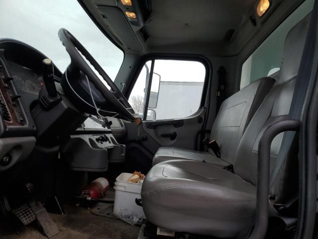 2013 Freightliner M2 106 Medium Duty