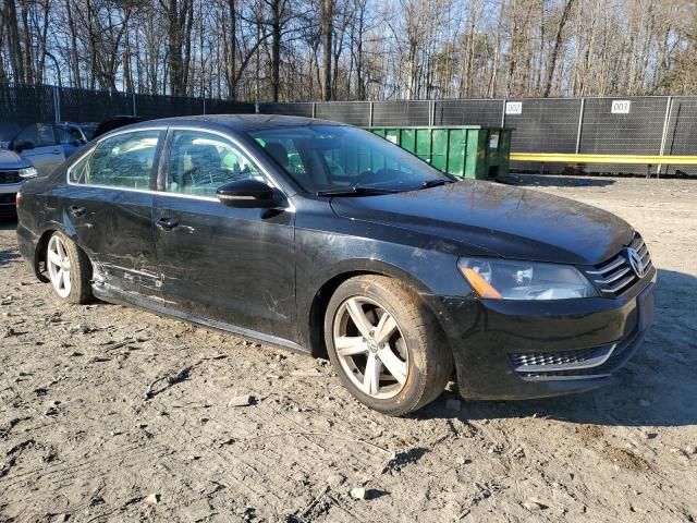 2012 Volkswagen Passat SE