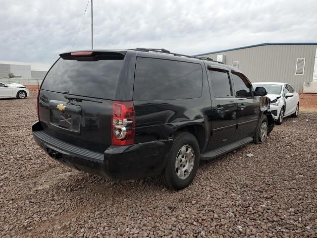 2013 Chevrolet Suburban C1500  LS