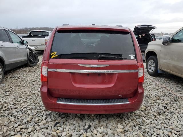 2012 Chrysler Town & Country Touring L