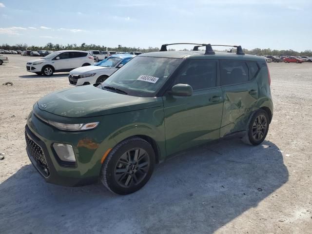 2022 KIA Soul EX