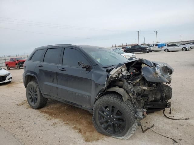 2020 Jeep Grand Cherokee Laredo