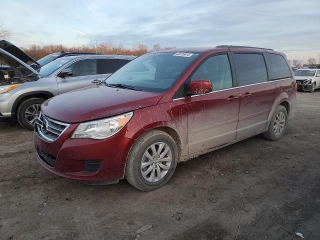 2012 Volkswagen Routan SE