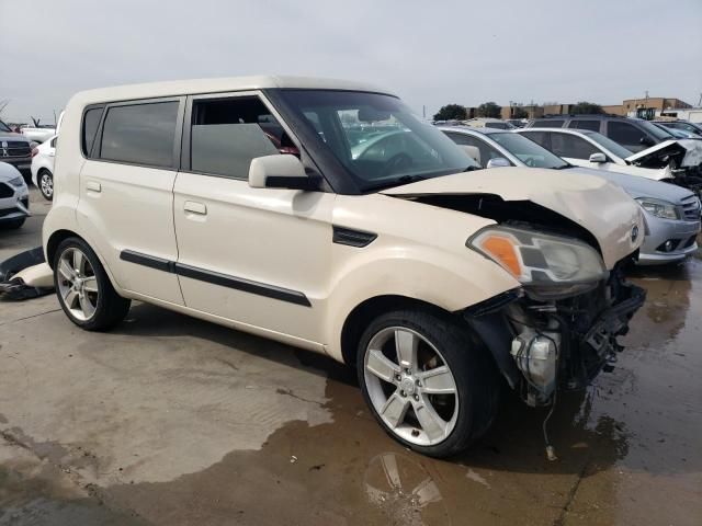 2010 KIA Soul +