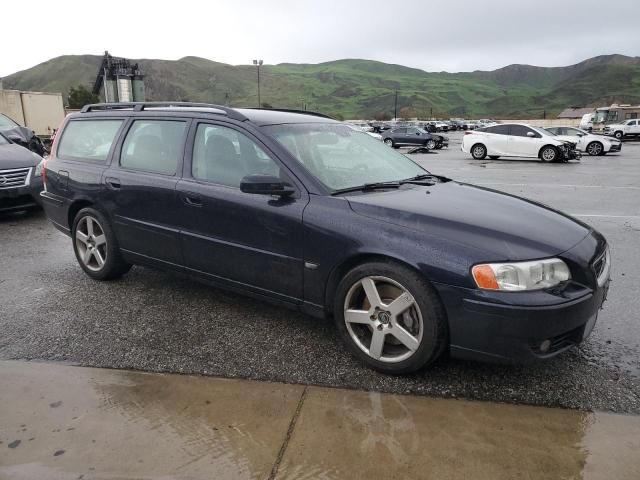 2005 Volvo V70 R