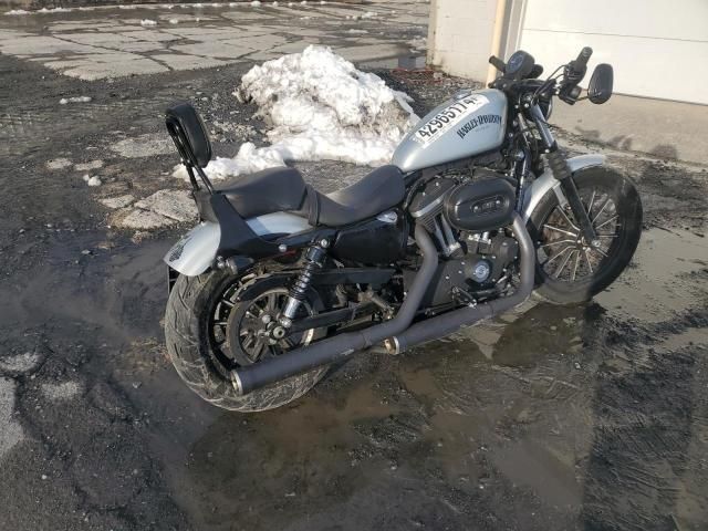 2015 Harley-Davidson XL883 Iron 883