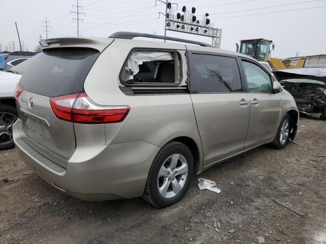 2016 Toyota Sienna LE