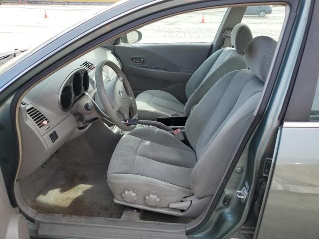 2003 Nissan Altima Base