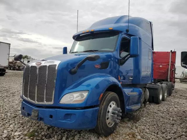 2020 Peterbilt 579