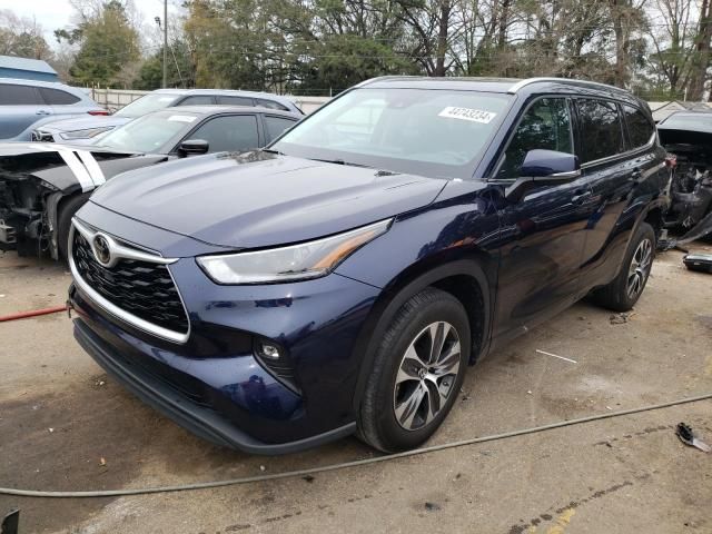 2021 Toyota Highlander XLE