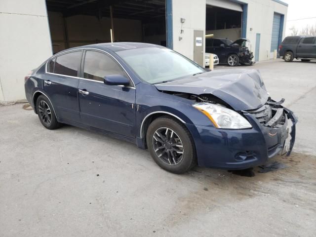 2010 Nissan Altima Base