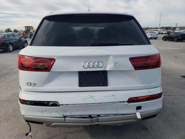 2019 Audi Q7 Premium Plus