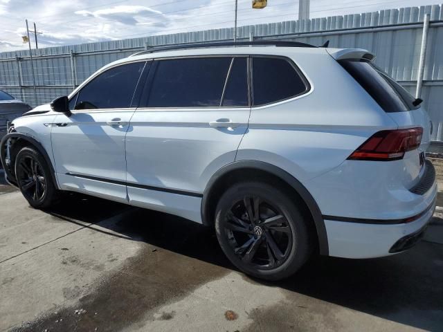 2023 Volkswagen Tiguan SE R-LINE Black