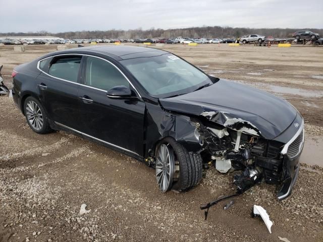 2017 KIA Cadenza Premium