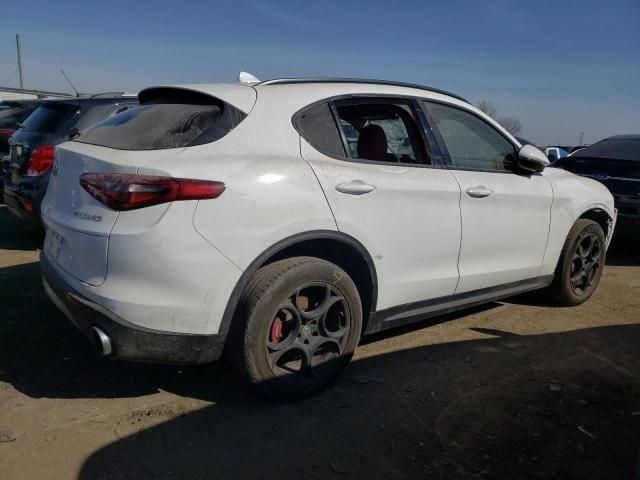 2018 Alfa Romeo Stelvio Sport