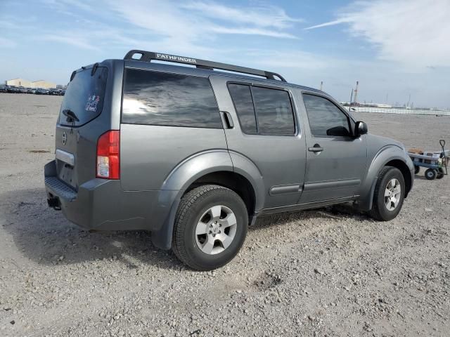 2006 Nissan Pathfinder LE