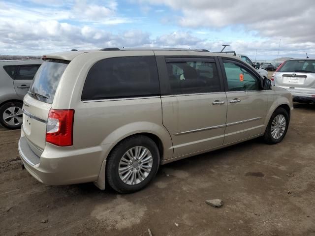 2013 Chrysler Town & Country Limited