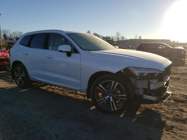 2021 Volvo XC60 T5 Momentum