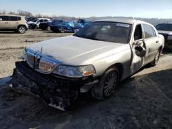 Vehiculos salvage en venta de Copart Cahokia Heights, IL: 2005 Lincoln Town Car Signature Limited