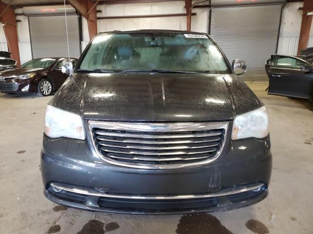 2012 Chrysler Town & Country Touring L