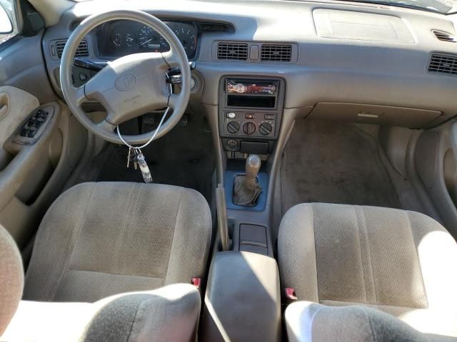 2000 Toyota Camry LE