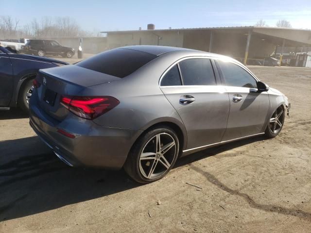 2019 Mercedes-Benz A 220