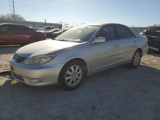 2005 Toyota Camry LE