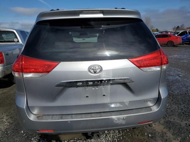 2014 Toyota Sienna XLE