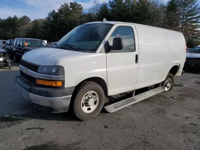 2020 Chevrolet Express G2500