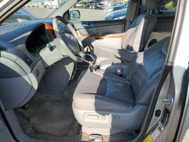 2007 Toyota Sienna XLE