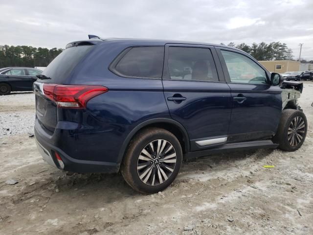 2020 Mitsubishi Outlander SE