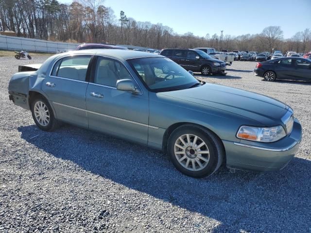 2006 Lincoln Town Car Signature