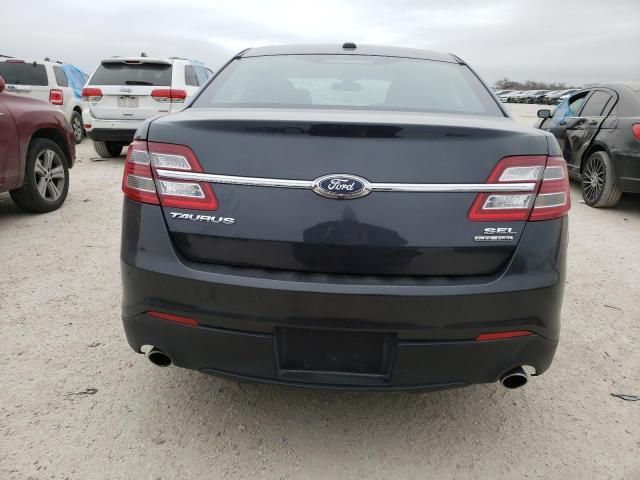 2017 Ford Taurus SEL