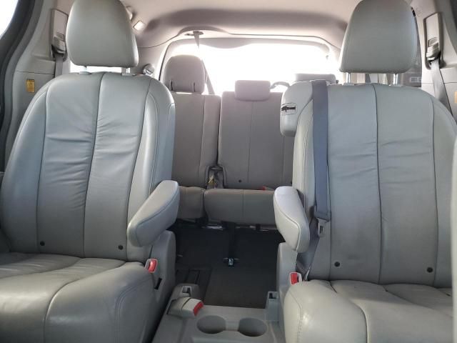 2012 Toyota Sienna XLE