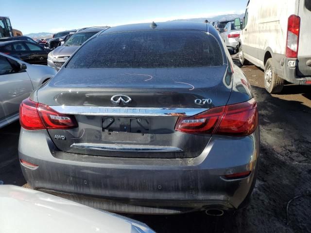 2015 Infiniti Q70 3.7