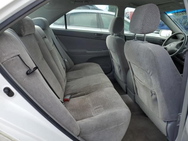 2004 Toyota Camry LE