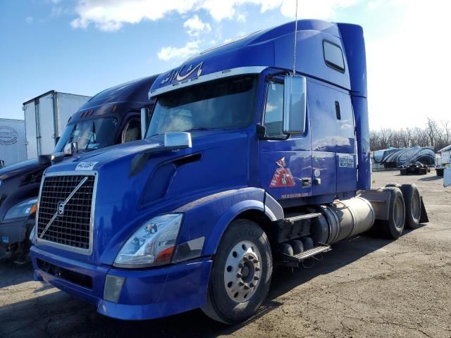 2011 Volvo VN VNL