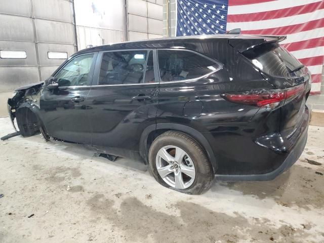 2024 Toyota Highlander LE