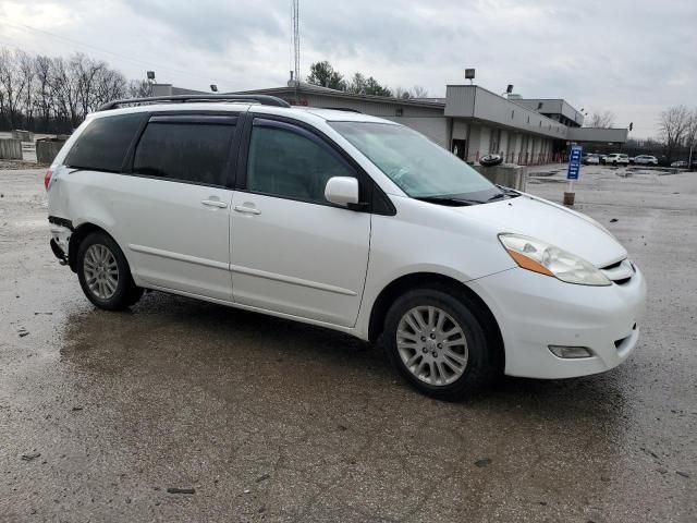 2009 Toyota Sienna XLE