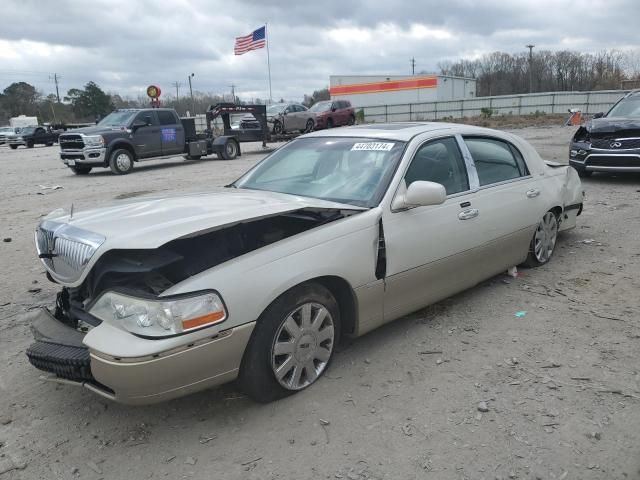 2004 Lincoln Town Car Ultimate