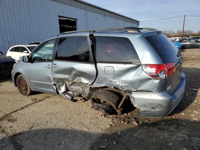 2006 Toyota Sienna CE