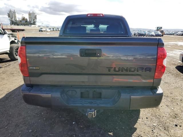 2014 Toyota Tundra Crewmax Platinum