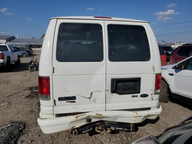 2013 Ford Econoline E350 Super Duty Wagon