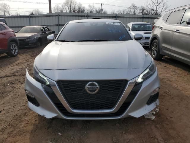 2021 Nissan Altima SV