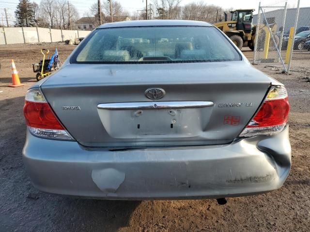 2005 Toyota Camry LE