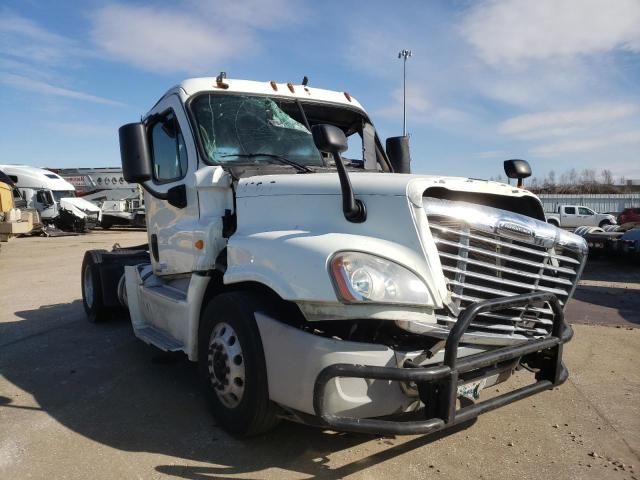 2014 Freightliner Cascadia 125