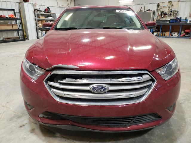 2016 Ford Taurus SEL